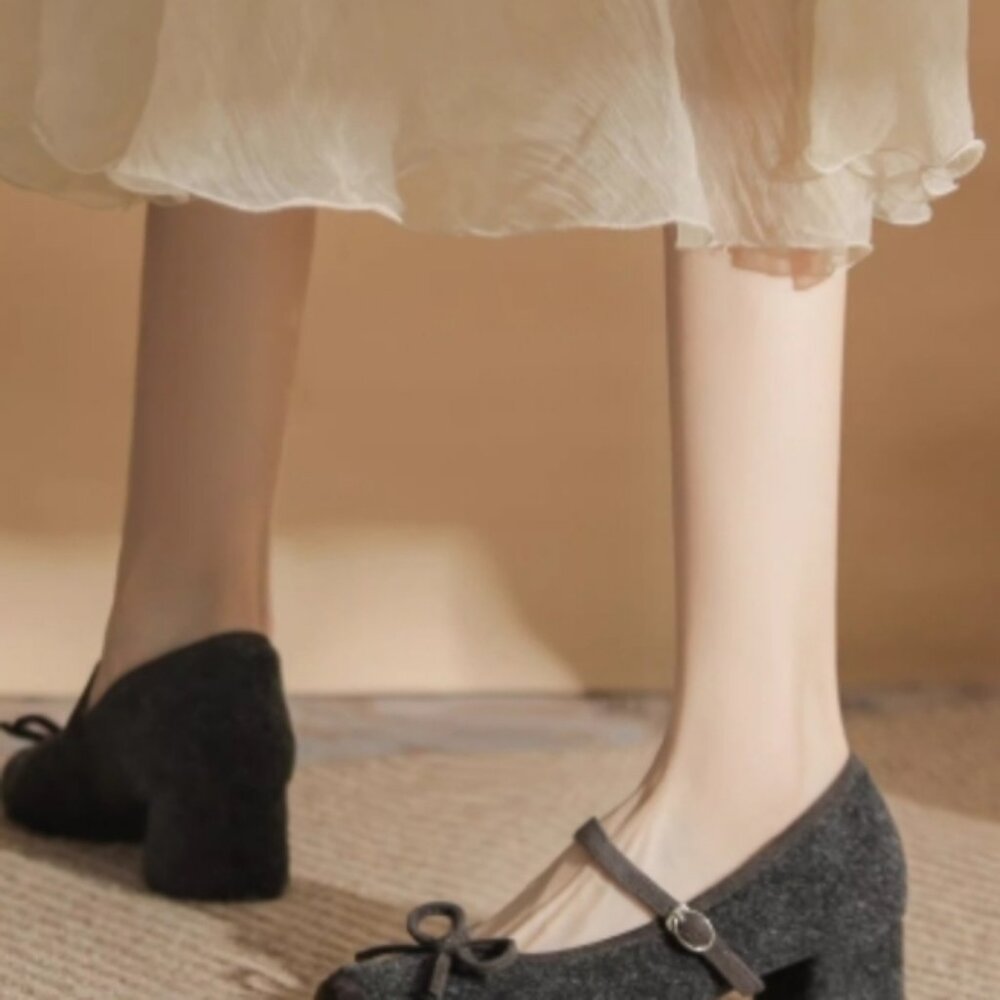 women shoes Heels